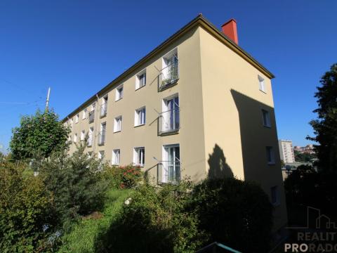Pronájem bytu 1+1, Zlín, Štefánikova, 39 m2