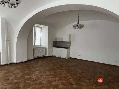 Pronájem kanceláře, Horní Benešov, Mírové náměstí, 44 m2