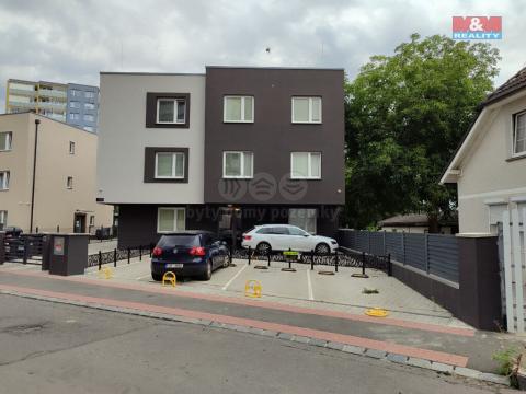 Pronájem bytu 1+kk, Praha - Hloubětín, Kukelská, 26 m2