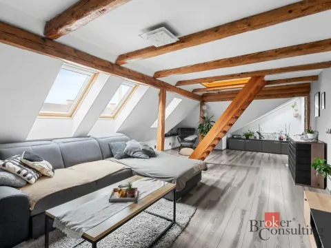 Prodej bytu 2+1, Trutnov - Poříčí, Voletinská, 80 m2