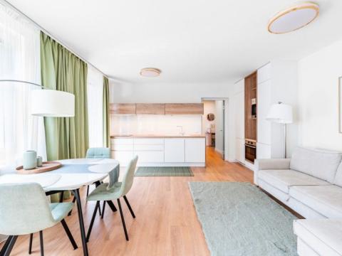Pronájem bytu 3+kk, Praha - Vinohrady, U Zvonařky, 66 m2