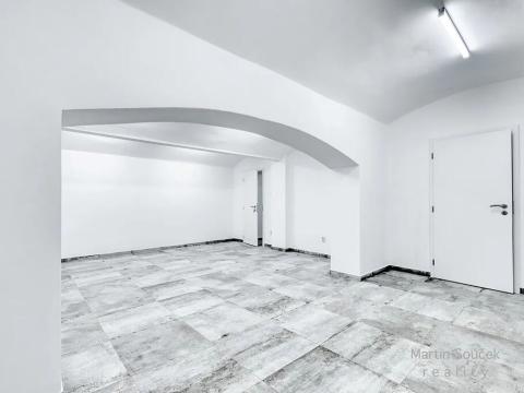 Prodej kanceláře, Praha - Libeň, Vacínova, 66 m2