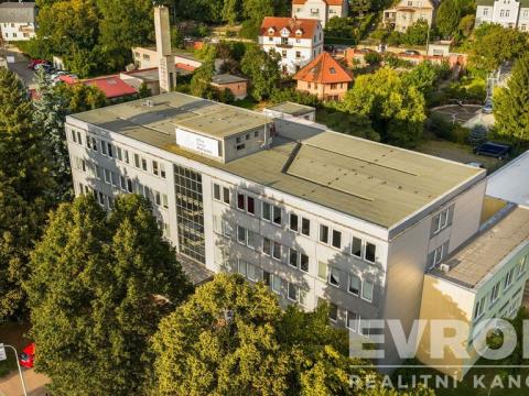 Pronájem kanceláře, Praha, Modřanská, 246 m2