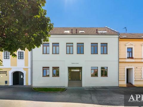 Pronájem bytu 1+kk, Strážnice, náměstí Svobody, 45 m2