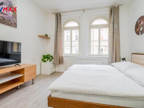 Prodej bytu 1+1, Praha - Žižkov, Přibyslavská, 40 m2