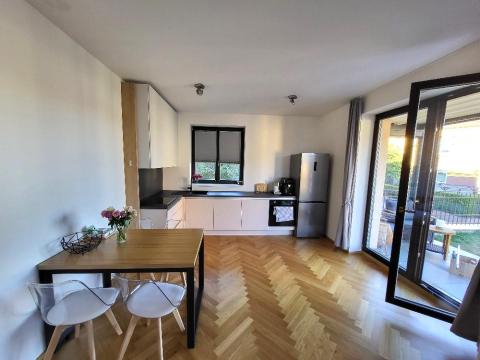 Pronájem bytu 1+kk, Tábor, Bechyňská, 38 m2