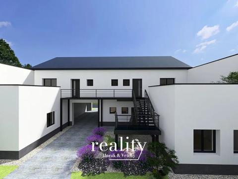 Prodej bytu 4+kk, Rousínov, 85 m2