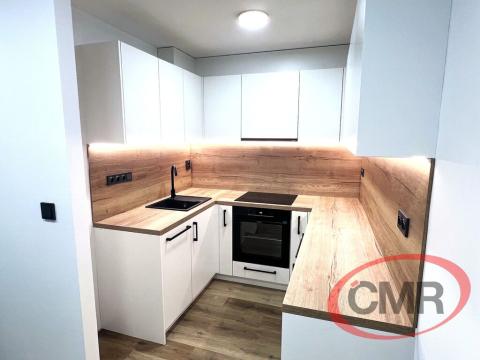 Prodej bytu 2+kk, Praha, Křivenická, 44 m2