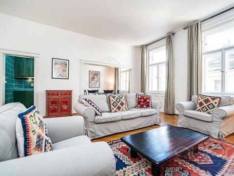 Pronájem bytu 3+1, Praha - Nové Město, Odborů, 102 m2