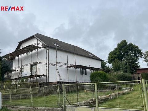 Prodej rodinného domu, Toužim - Třebouň, 240 m2