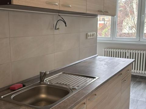 Pronájem bytu 2+1, Děčín - Děčín VI-Letná, 70 m2