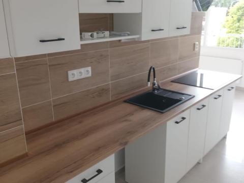 Pronájem bytu 3+1, Chomutov, Bezručova, 69 m2