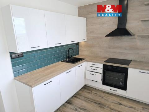 Pronájem bytu 2+1, Ústí nad Labem - Severní Terasa, Stavbařů, 62 m2