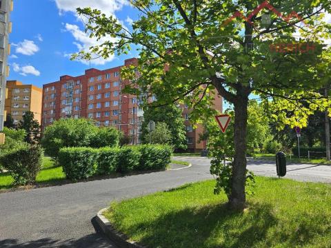 Pronájem bytu 2+1, Chomutov, Březenecká, 62 m2