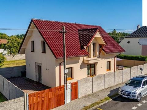 Prodej rodinného domu, Pardubice, Školní, 160 m2