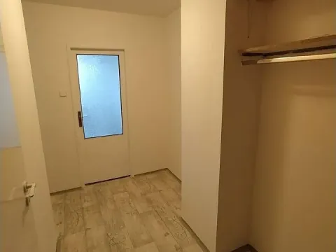 Pronájem bytu 2+kk, Praha - Chodov, Bachova, 45 m2