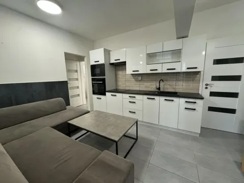 Prodej bytu 2+kk, Praha - Letňany, Třinecká, 51 m2