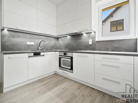 Pronájem bytu 1+1, Hlinsko, Máchova, 44 m2