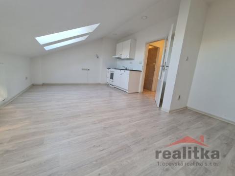 Pronájem bytu 1+kk, Opava - Město, Popská, 32 m2