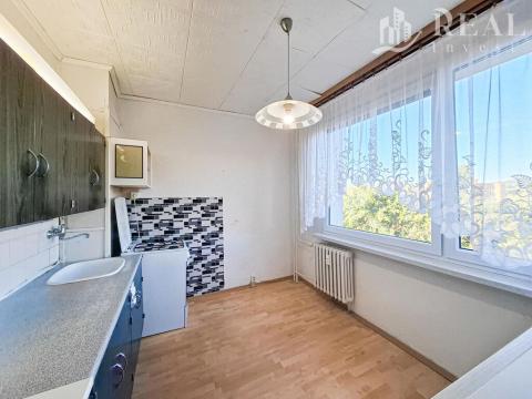 Prodej bytu 2+1, Chomutov, Holešická, 62 m2