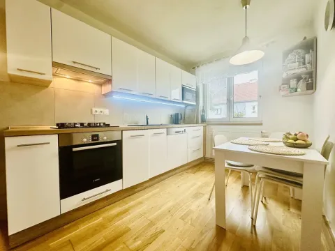 Prodej bytu 3+kk, Klatovy, Rozvoj, 75 m2