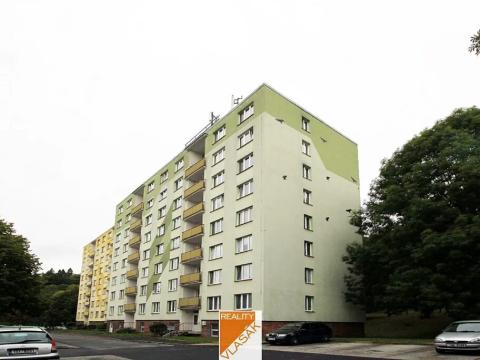 Pronájem bytu 2+1, Kadaň, Na Podlesí, 61 m2