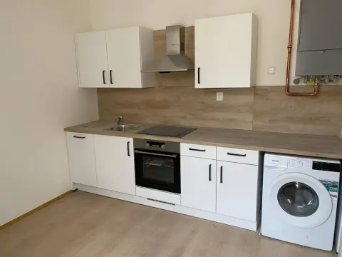 Prodej bytu 2+1, Mariánské Lázně, Hlavní třída, 74 m2