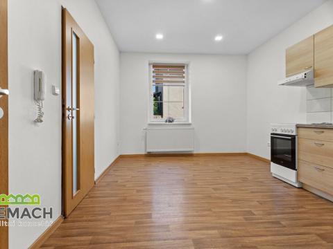 Pronájem bytu 2+1, Červený Kostelec, Řehákova, 59 m2