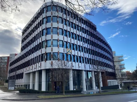 Pronájem obchodního prostoru, Praha - Nusle, Lomnického, 451 m2