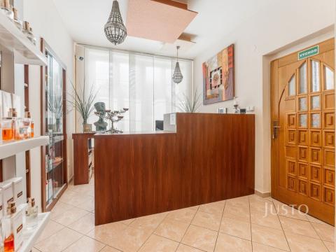 Prodej kanceláře, Uherské Hradiště, V Zahradách, 474 m2