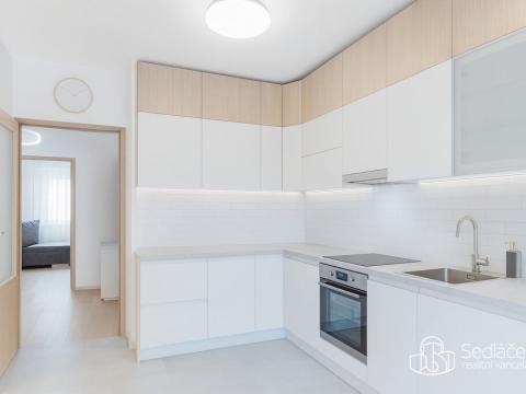 Prodej bytu 2+1, Praha - Smíchov, Radlická, 57 m2