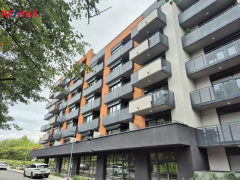 Pronájem bytu 2+kk, Praha - Háje, Sochorcova, 58 m2