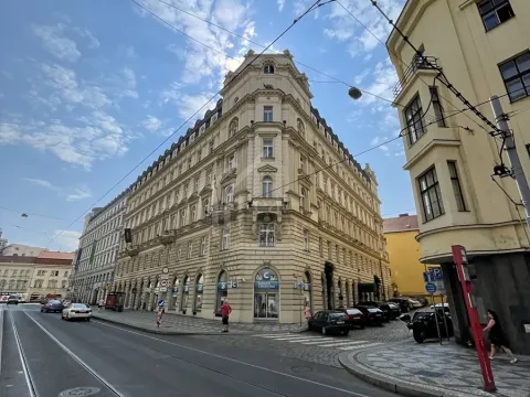 Pronájem garáže, Praha - Nové Město, Lazarská, 10 m2
