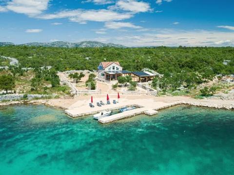 Prodej vily, Šibenik, Chorvatsko, 105 m2