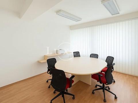 Pronájem kanceláře, Praha - Josefov, Břehová, 13 m2