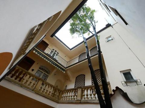 Pronájem restaurace, Praha - Malá Strana, Maltézské náměstí, 89 m2