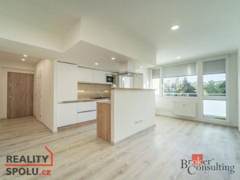 Pronájem bytu 2+kk, Kralupy nad Vltavou, sídl. Hůrka, 42 m2