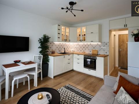 Pronájem bytu 2+kk, Praha - Hostivař, Tenisová, 36 m2