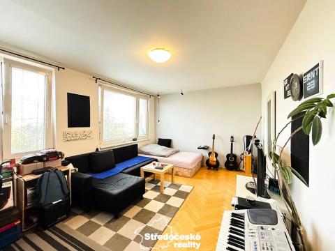 Pronájem bytu 1+kk, Praha - Řepy, Bazovského, 32 m2