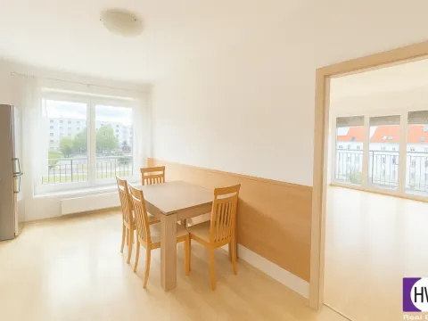 Prodej bytu 3+kk, Praha, Na Harfě, 95 m2