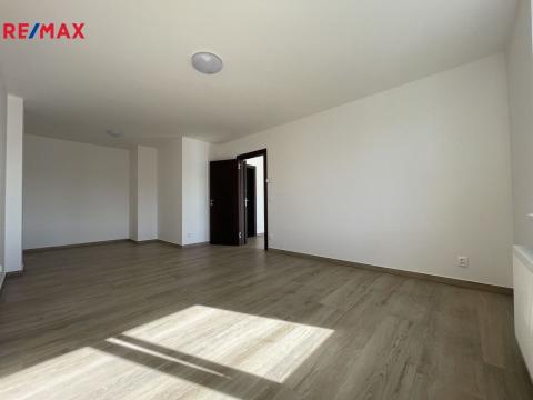 Pronájem bytu 2+kk, Olomouc, Třída Jiřího Pelikána, 74 m2