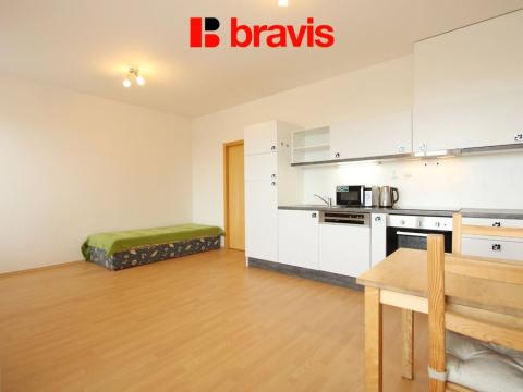 Pronájem bytu 1+kk, Brno - Líšeň, Horníkova, 29 m2