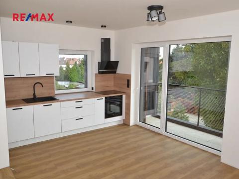 Pronájem bytu 2+kk, Plzeň, Slovanská, 49 m2