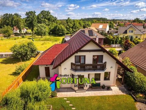 Prodej rodinného domu, Úsilné, 159 m2