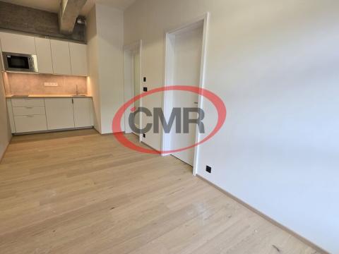 Pronájem bytu 2+kk, Praha, Kolbenova, 32 m2