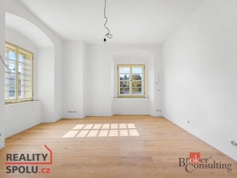 Prodej bytu 1+kk, Praha - Vinohrady, Slavíkova, 49 m2