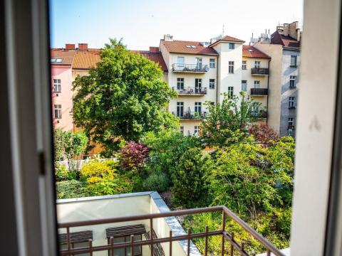 Pronájem bytu 2+kk, Praha - Smíchov, Vltavská, 63 m2