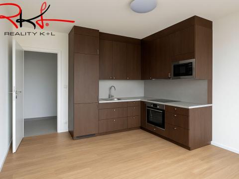 Pronájem bytu 2+kk, Praha, Čakovická, 42 m2