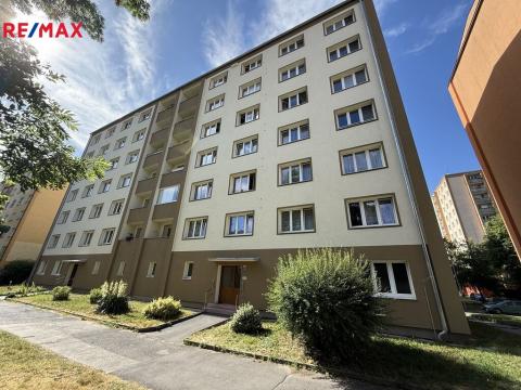 Pronájem bytu 2+1, Karlovy Vary, Krymská, 56 m2