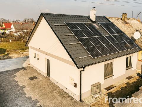 Prodej rodinného domu, Vrbovec - Hnízdo, 80 m2